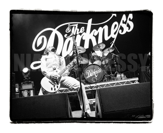 The Darkness, Black and White, AAA, Niall Fennessy Rock Photography