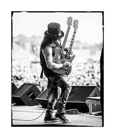 Slash, SMKC, Guns N' Roses, AAA, Backstage, Black and White, Niall Fennessy Rock Photography