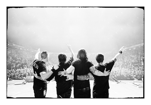 Alter Bridge, AAA, Backstage, Myles Kennedy, Mark Tremonti, Niall Fennessy Rock Photography Tour